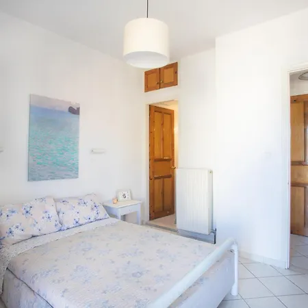 Tzitzifia Apartment