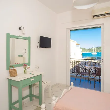 Tzitzifia Apartment *